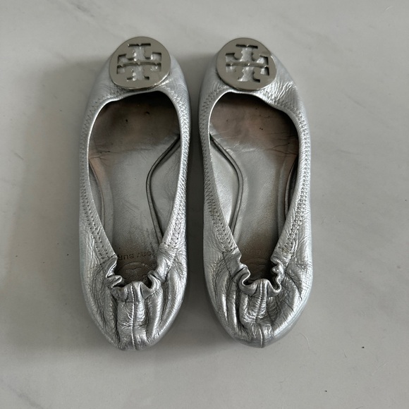 Tory Burch - silver metallic ballet flats - Picture 2 of 4
